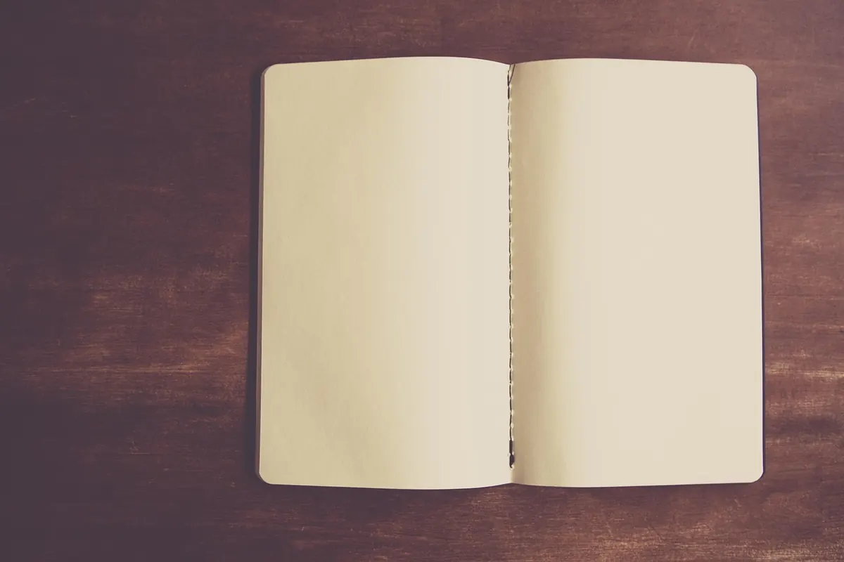 Notion vs Paper Planners: Which Works Better for UK Productivity?